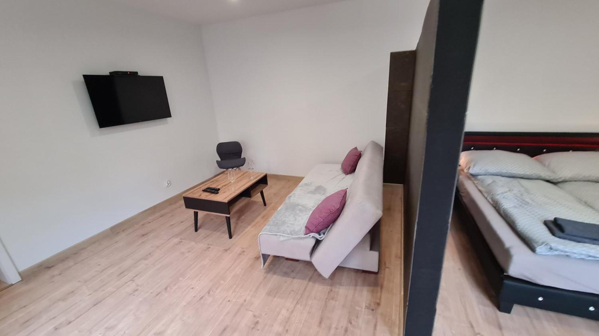 Apartamenty Centrum Plac Wolnosci Aparthotel 키엘체 외부 사진