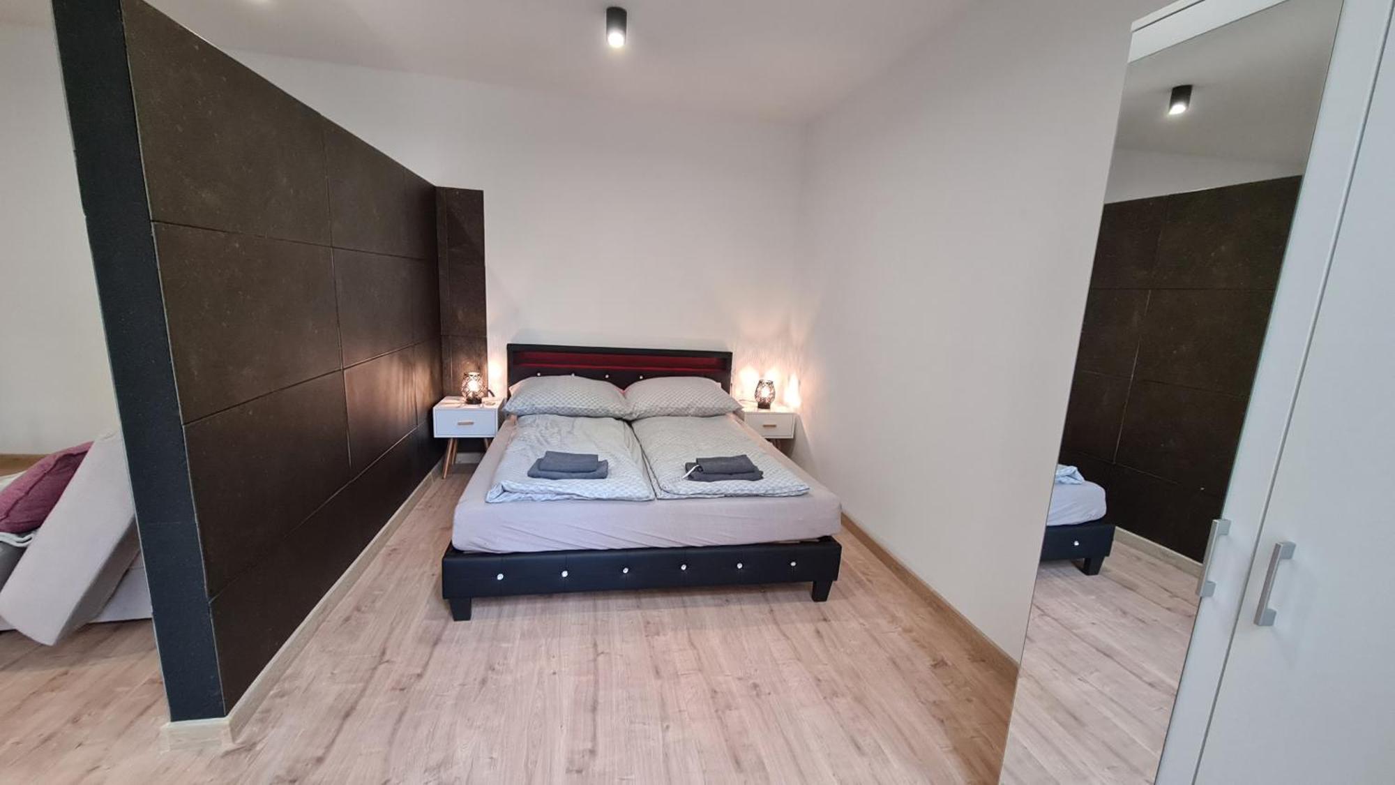 Apartamenty Centrum Plac Wolnosci Aparthotel 키엘체 외부 사진