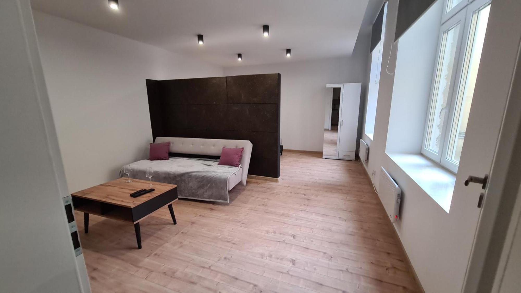Apartamenty Centrum Plac Wolnosci Aparthotel 키엘체 외부 사진