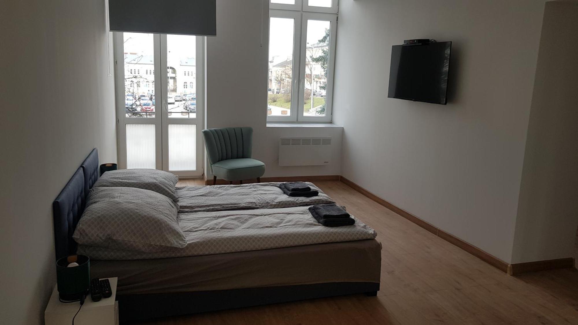 Apartamenty Centrum Plac Wolnosci Aparthotel 키엘체 외부 사진